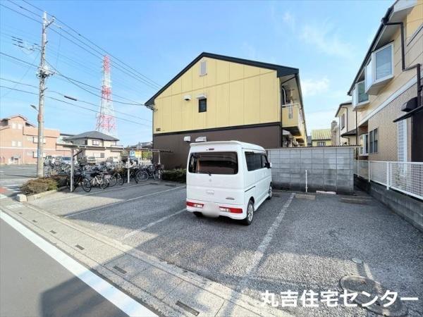拡大写真:エスティーコーポ 2階203の駐車場