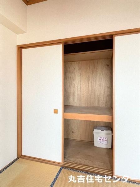 拡大写真:ノヴレス吉岡 6階601の収納