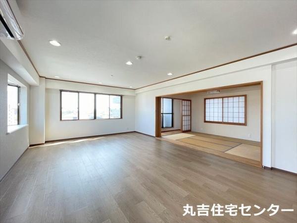 拡大写真:ノヴレス吉岡 6階601のリビング