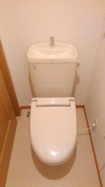 拡大写真:リバーパーク五番館 1階102のトイレ