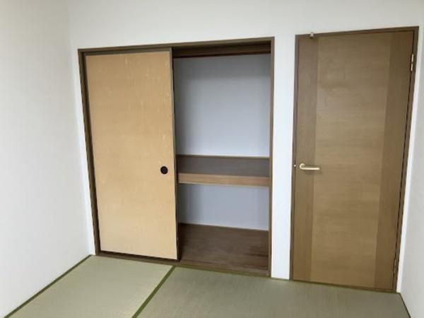 拡大写真:ルミエール 3階301の収納