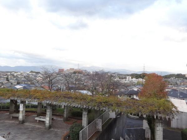 拡大写真:ヴィラナリー狭山 2号棟 3階302の現地からの眺望