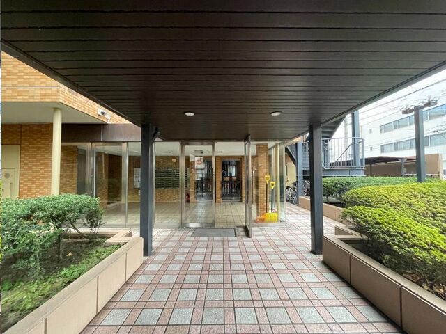 拡大写真:ダイアパレス北六番丁 4階406の外観