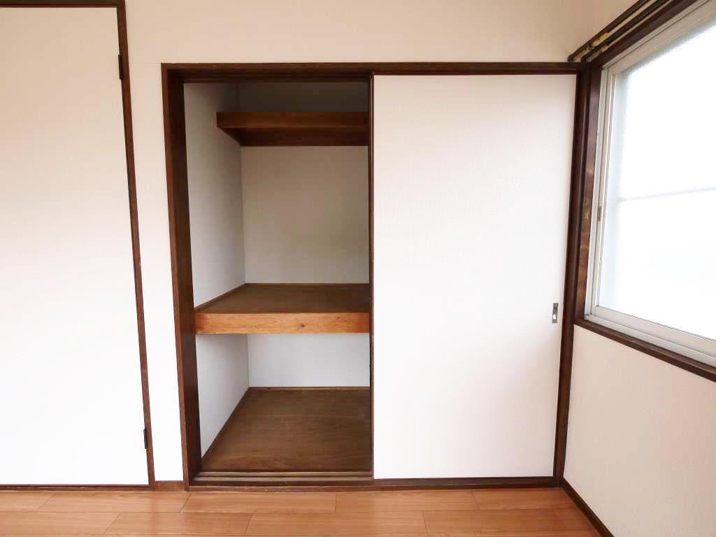 拡大写真:コーポタカシゲ 2階205の内観