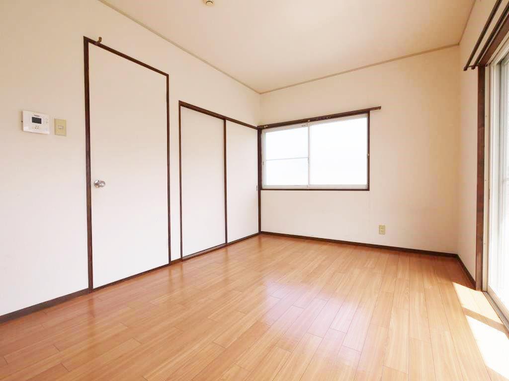 拡大写真:コーポタカシゲ 2階205の内観