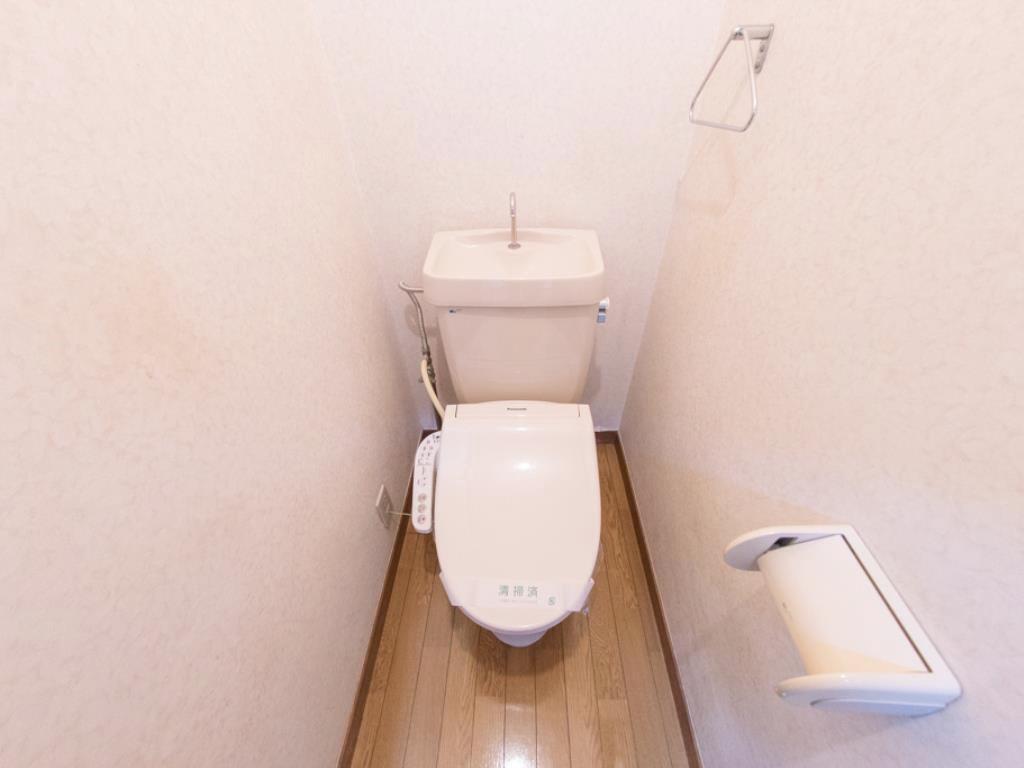 拡大写真:コーポベル 2階202の内観