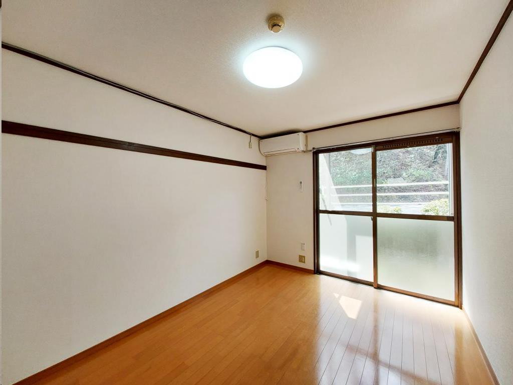 拡大写真:ハイネス青葉A棟 1階102の内観