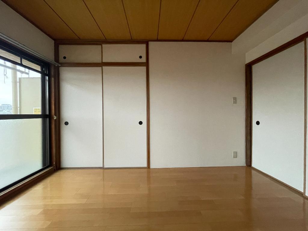 拡大写真:ダイアパレス北六番丁 4階406の内観