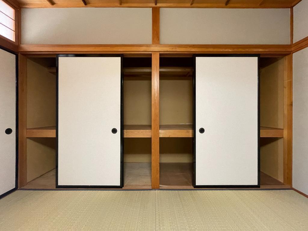 拡大写真:コーポ庄清4 2階201の内観