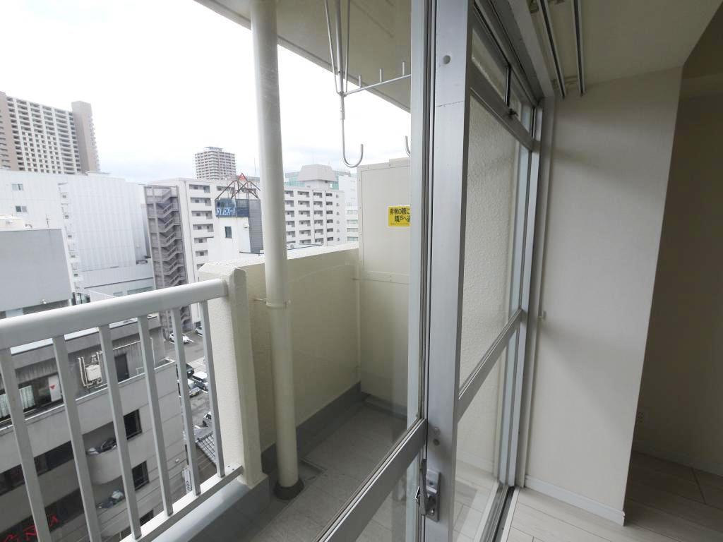 拡大写真：サニービル 8階806の内観