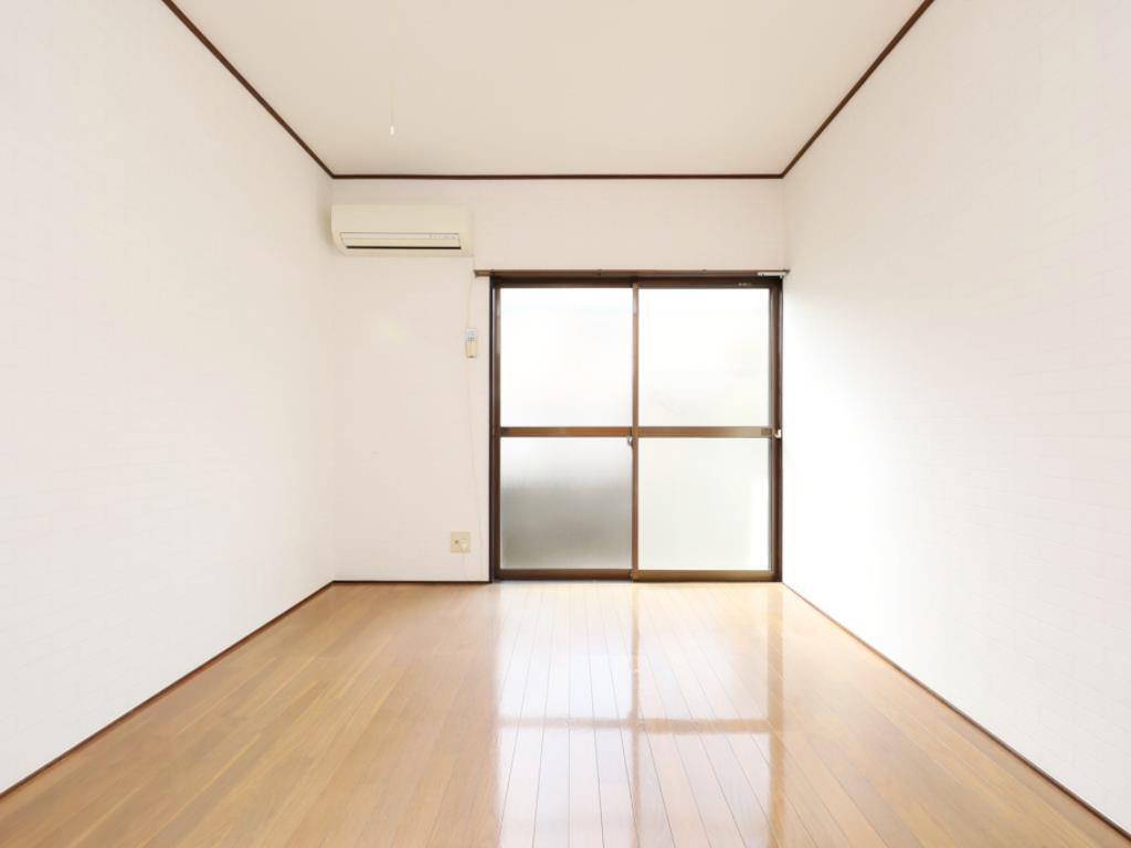 拡大写真:ライジングメイツ 1階105の内観