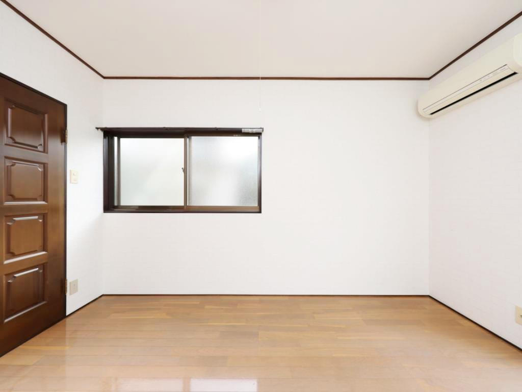 拡大写真:ライジングメイツ 1階105の内観