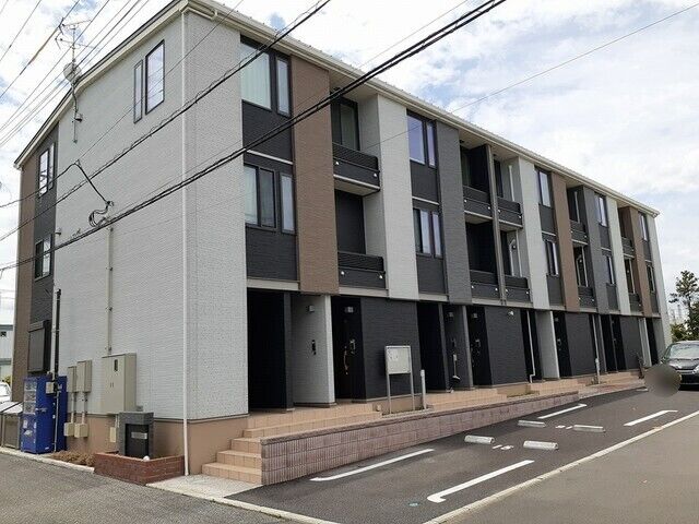 拡大写真：メゾン　ド　ノアール 1階105の外観
