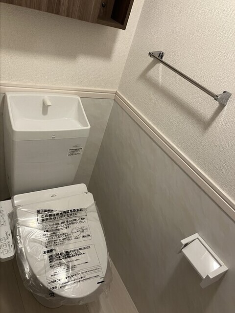 拡大写真:プランドール 1階105の温水洗浄暖房便座