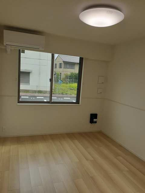 拡大写真：メゾン　ド　ノアール 1階105の内観
