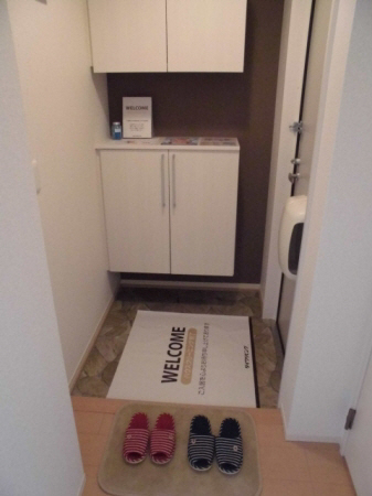 拡大写真:グランモア町村 B棟 1階101の玄関