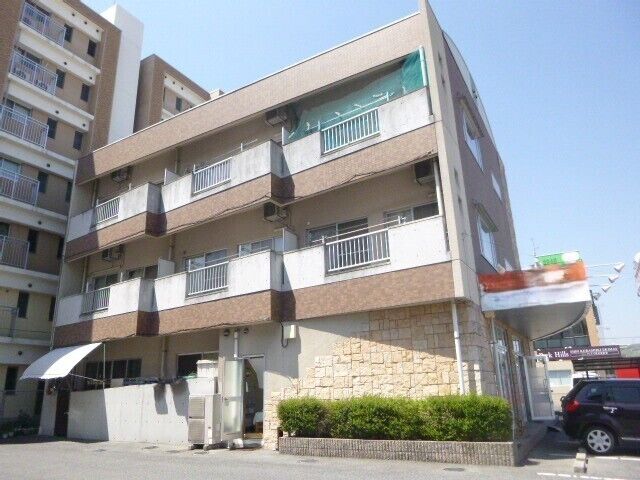 倉敷市新倉敷駅前4丁目の外観