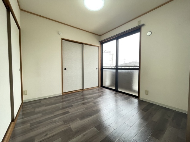 拡大写真:プレセジュール中央 2階201の内観