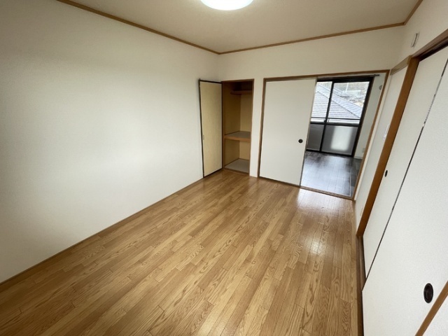 拡大写真:プレセジュール中央 2階201の内観