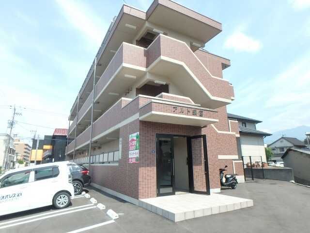 アルト泉宮の外観