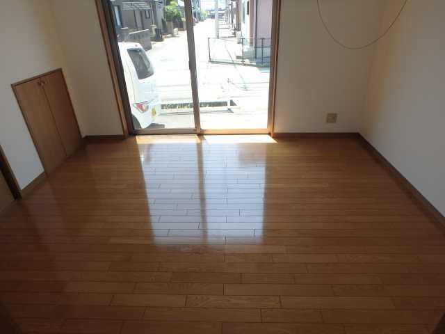 拡大写真:久保田町2丁目3DK貸家 1階Sの内観