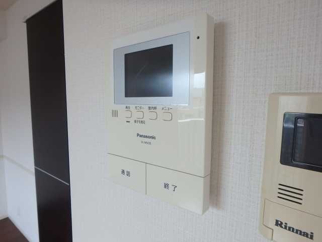 拡大写真:デミコリーヌB棟 2階201の内観