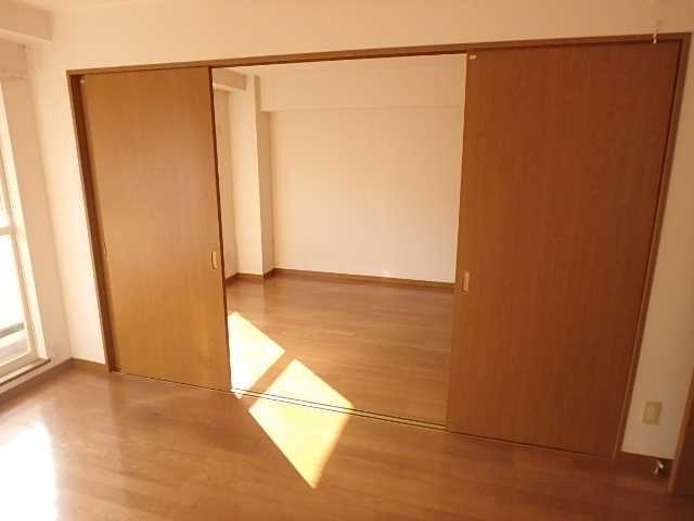 拡大写真:ソシアサニーヒルⅡ 1階12の内観