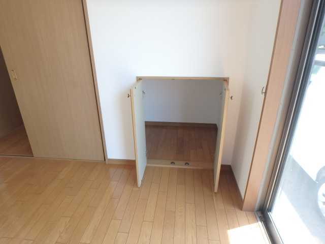 拡大写真:久保田町2丁目3DK貸家 1階Sの内観
