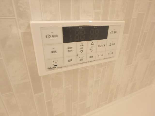 拡大写真:グランソレイユA棟 1階102の内観