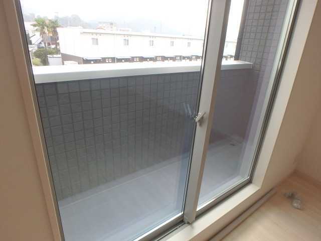 拡大写真:ブランノワール新田町 2階208の内観