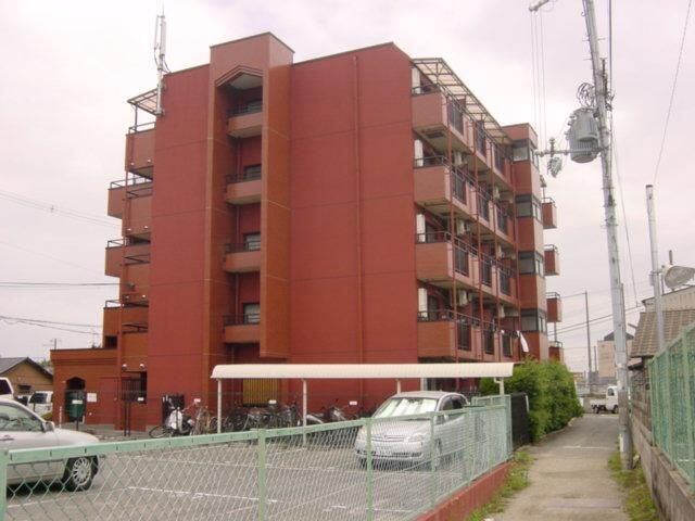 サンシャイン中町の外観