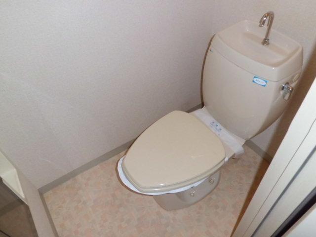 拡大写真:USハーモニー 1階102のトイレ