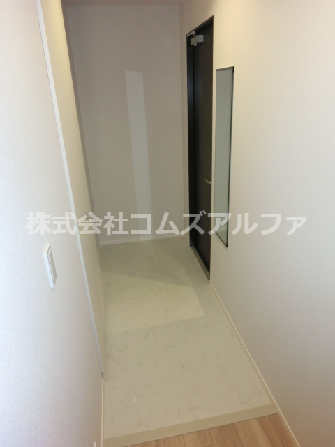 拡大写真:KR.Bills 2階206のKR.Bills 玄関