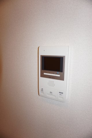 拡大写真:グランベリー 1階101のグランベリー モニタ付きインターホン