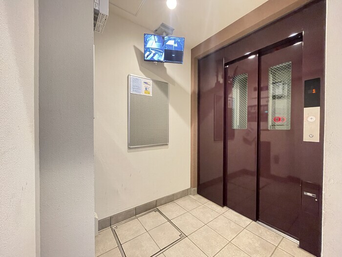 拡大写真:TRE LUCE横濱関内 2階203のTRE LUCE横濱関内 エレベーター