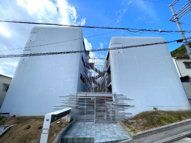 拡大写真:ラ・ウェゾン北野 2階205の外観