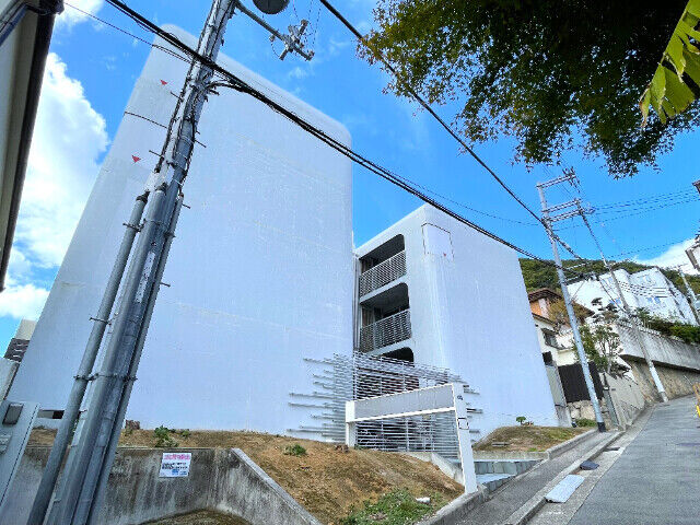 拡大写真:ラ・ウェゾン北野 2階205の外観