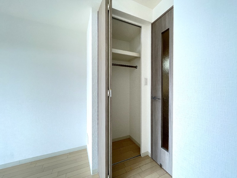 拡大写真:LalaPlace三宮東アスヴェル 11階1102の収納