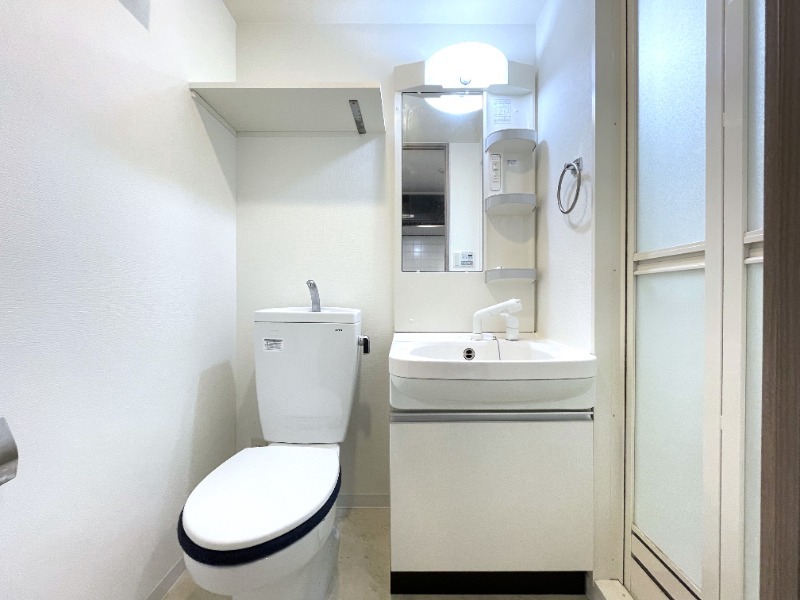 拡大写真:LalaPlace三宮東アスヴェル 2階204の洗面所