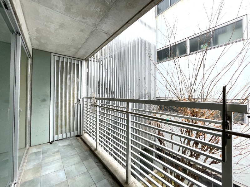 拡大写真:ラ・ウェゾン北野 2階205のバルコニー