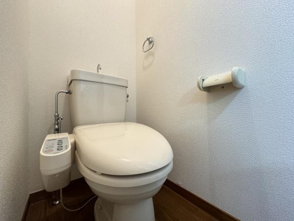 拡大写真:松江市古志原2丁目 1階102のトイレ