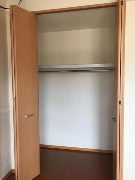 拡大写真:松江市西川津町 2階205の収納