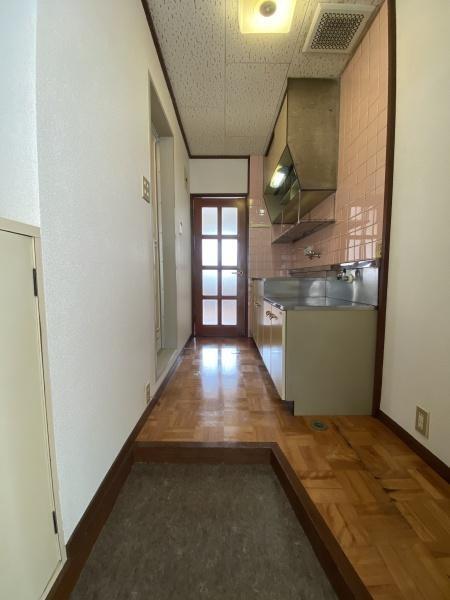 拡大写真:コーポ安田 2階205の玄関