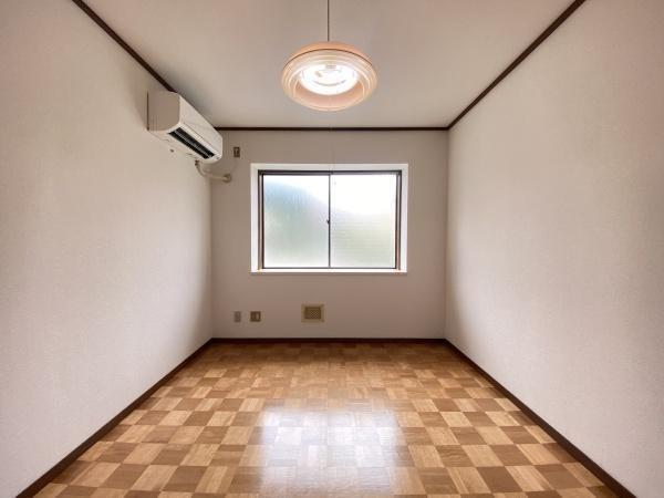 拡大写真:コーポ安田 2階205のリビング