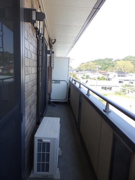 拡大写真:安来市黒井田町 3階C302のバルコニー