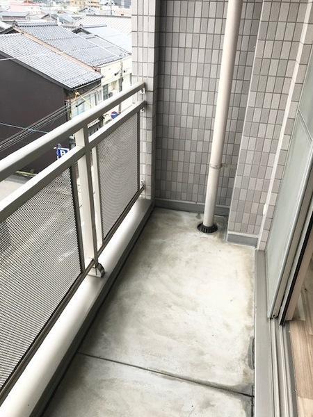 拡大写真:カサローゼ東本町 4階401のバルコニー