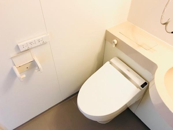 拡大写真:カサローゼ東本町 4階401のトイレ