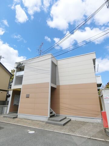 レオパレス颯の外観