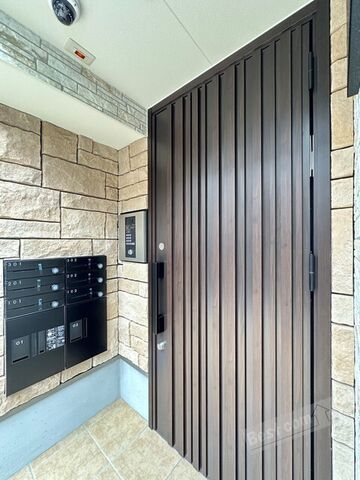 拡大写真:HAL中百舌鳥 1階101のオートロック付きで部外者シャットアウト♪
