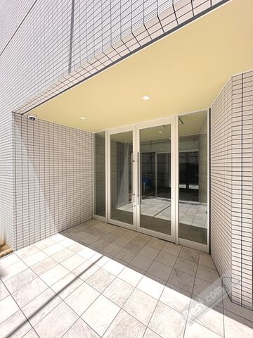 拡大写真:sophia court鳳 8階805のオートロック付きで部外者シャットアウト♪